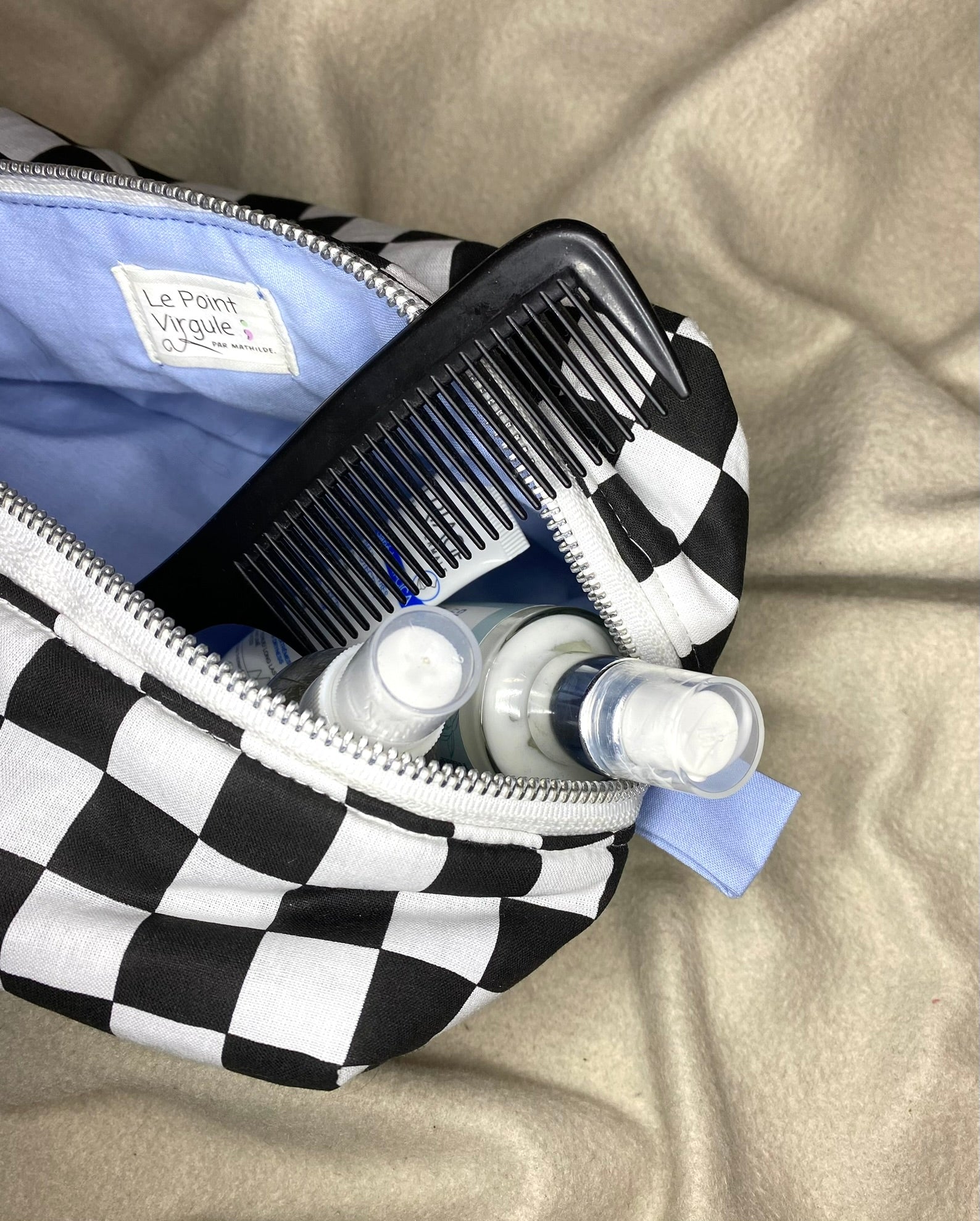 Trousse type toilette- tout prêt